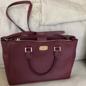 Michael Koran shoulder and handbag